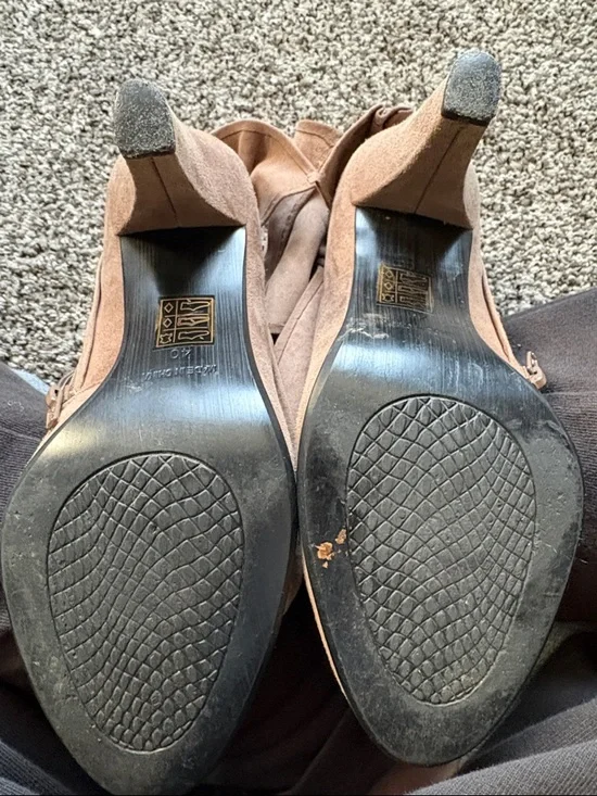Aldo Taupe Bow Suede Ankle Booties - Picture 10 of 10